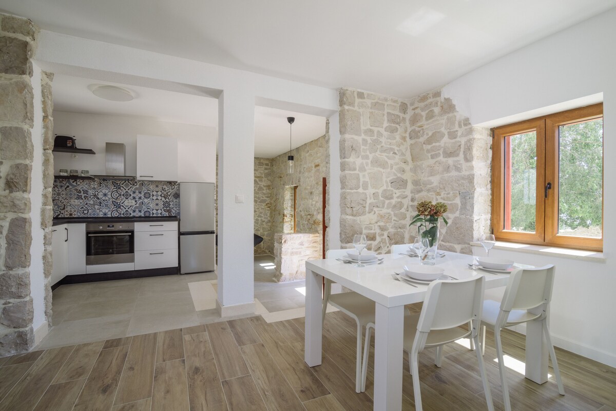 Gallery image 32 - Authentic Stone Villa