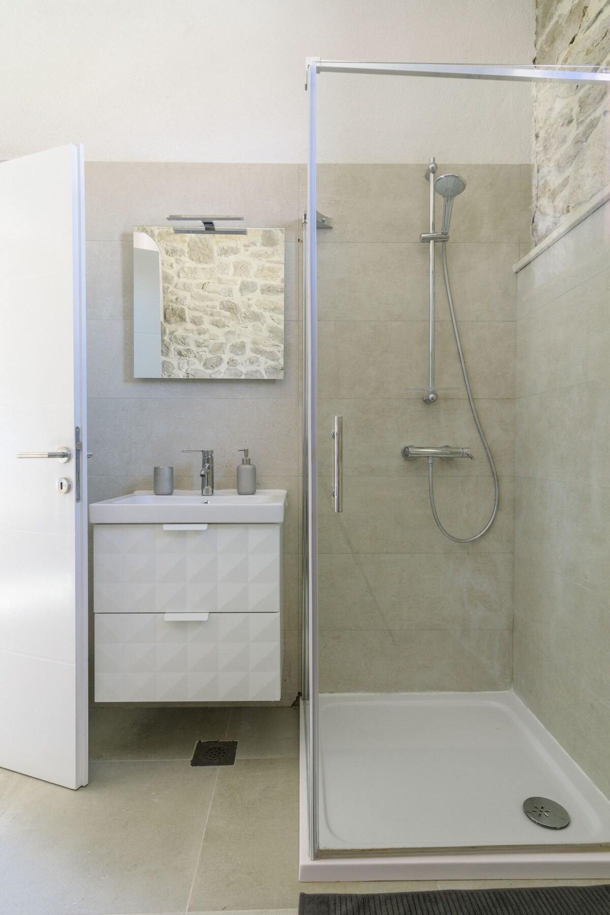 Bathroom detail at Authentic Stone Villa